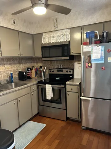 $395,000 | 850 Mallery Street, Unit 4 BUILDING O, St. Simons Island, GA 31522