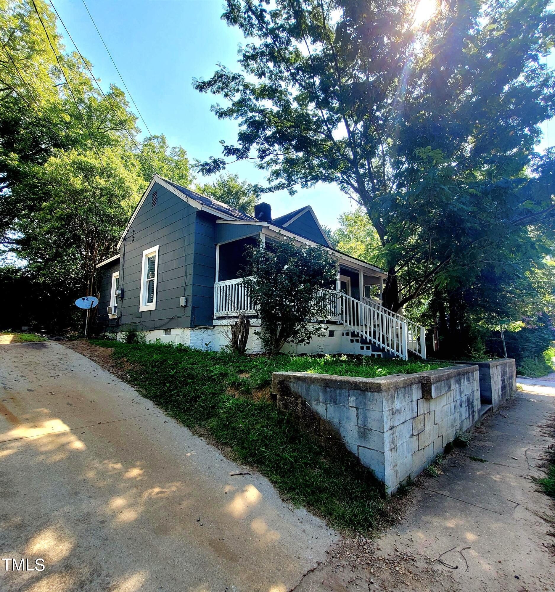 1615 Poole Road Raleigh, NC 27610 - Photo 2 of 14 20230727_102128