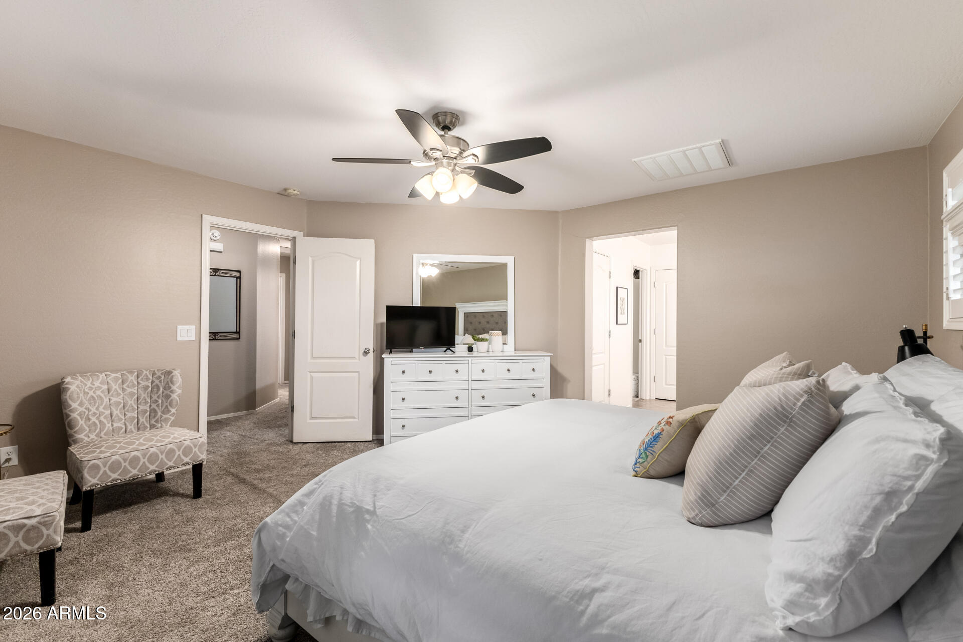 3262 East Milky Way Gilbert, AZ 85295 - Photo 10 of 22 18 Milky