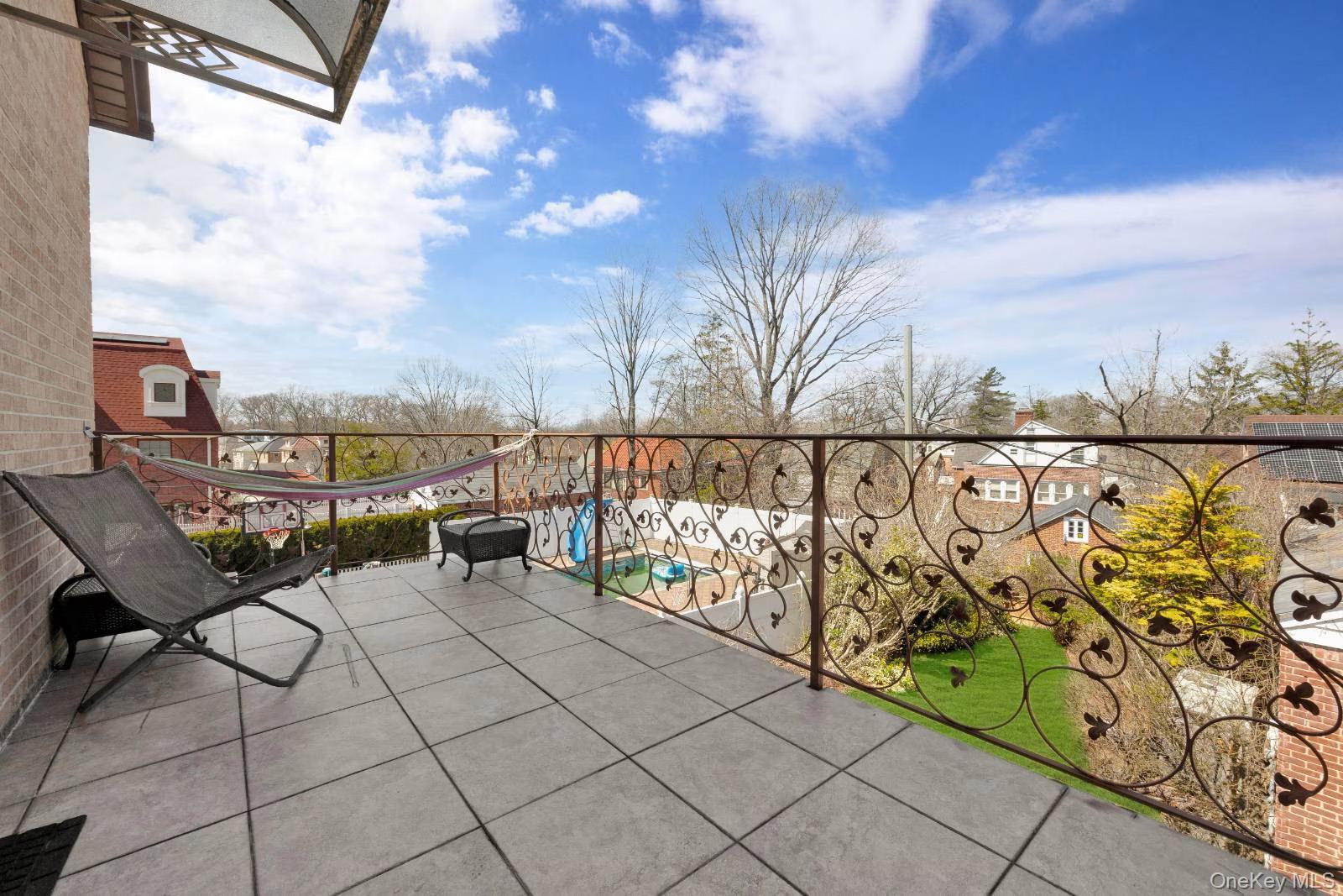 186-31 Radnor Road Queens, NY 11432 - Photo 22 of 28