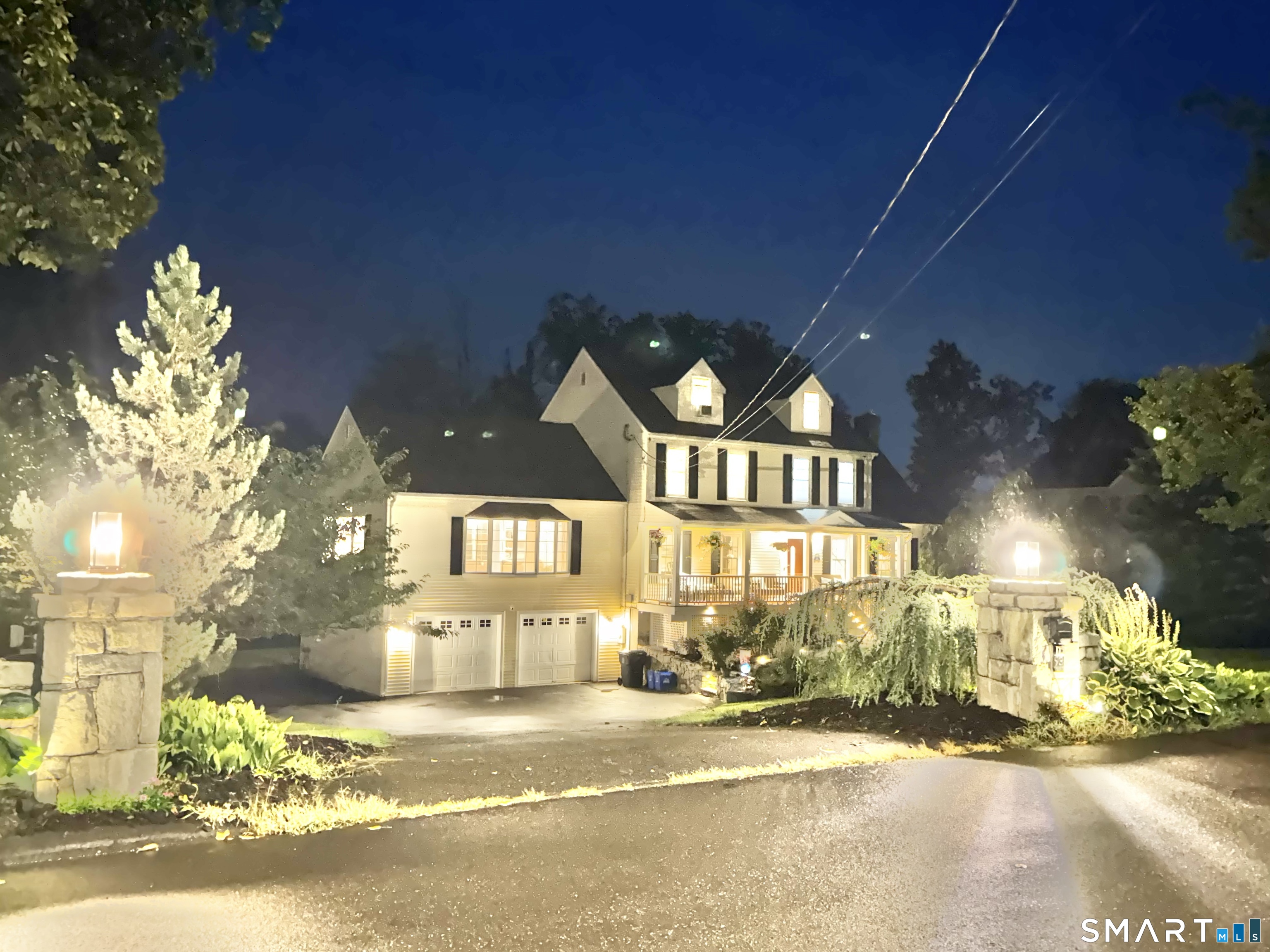93 Flax Mill Road Branford, CT 06405 - Photo 3 of 40 Gallery Image 3