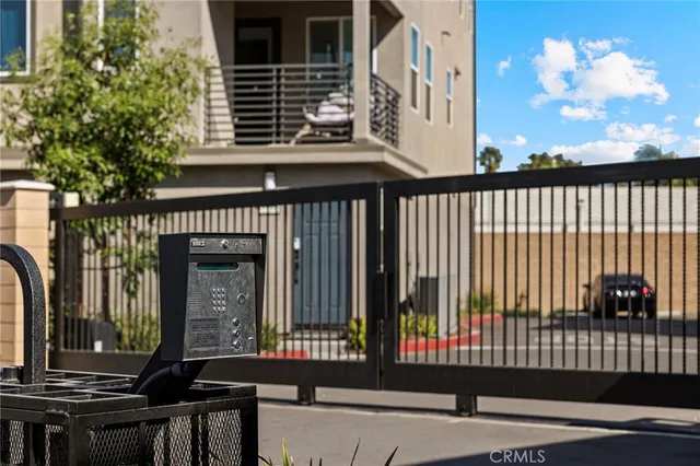 $515,990 | 1106 East Santo Antonio Drive, Colton, CA 92324