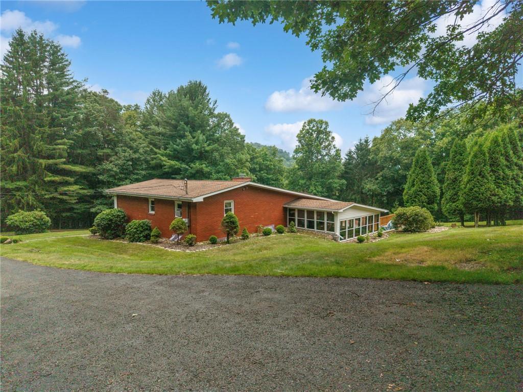 515 Austraw Road Ligonier, PA 15658 - Photo 9 of 46