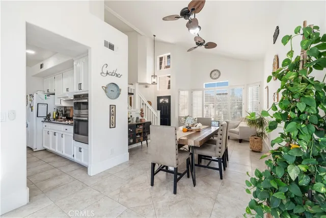 a view of a livingroom with furniture