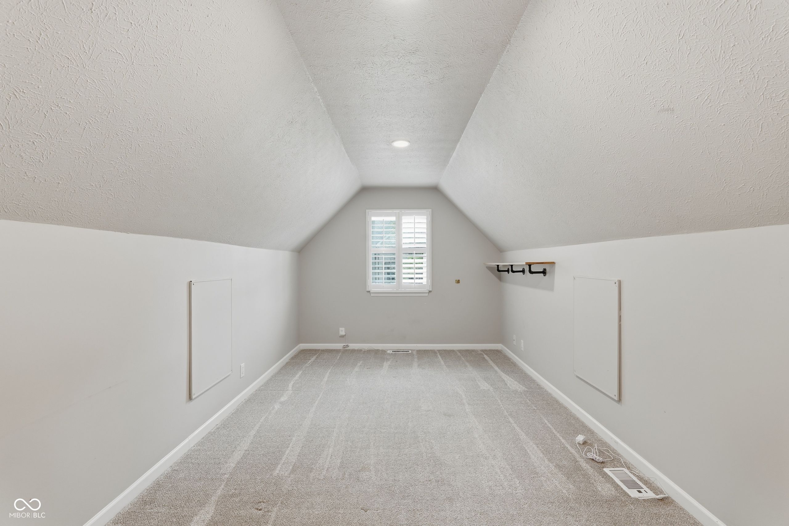 8123 Little Circle Road Noblesville, IN 46060 - Photo 18 of 25 Gallery Image 18