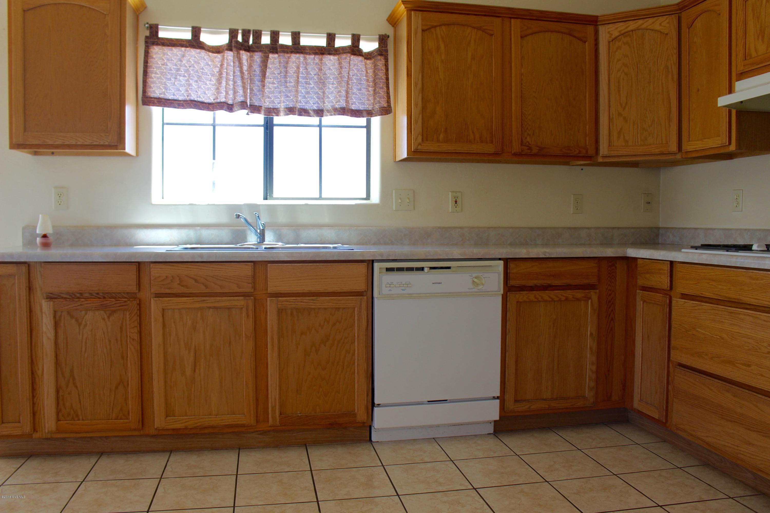 1048 Zorrita Court Rio Rico, AZ 85648 - Photo 14 of 28