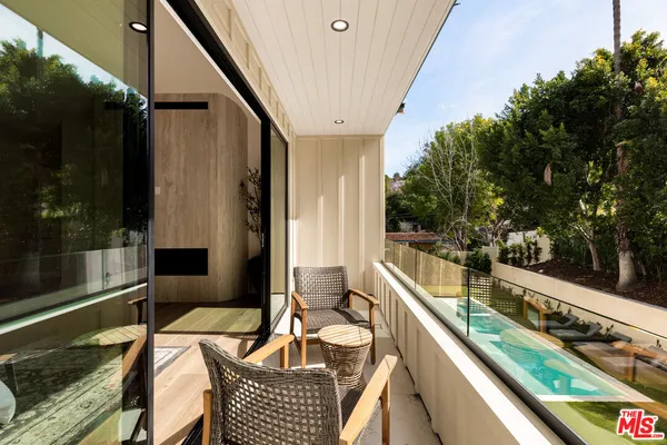 $4,499,000 | 18100 Karen Drive, Tarzana, CA 91356