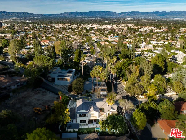 $4,499,000 | 18100 Karen Drive, Tarzana, CA 91356