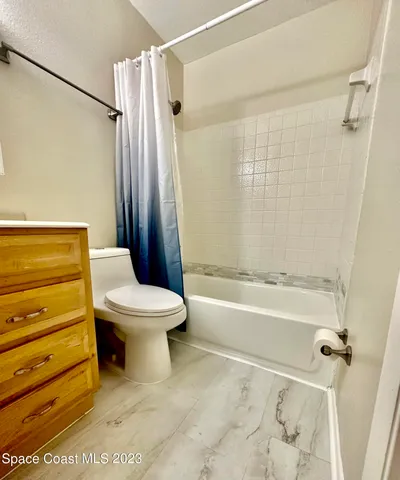 $1,800 | 1247 Valleybrook Road Southeast, Palm Bay, FL 32909