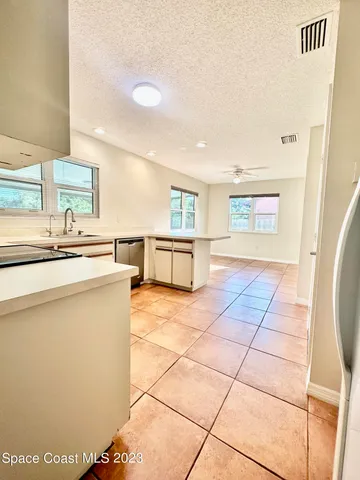 $1,800 | 1247 Valleybrook Road Southeast, Palm Bay, FL 32909