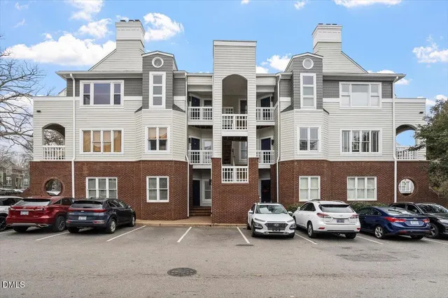 $365,000 | 1001 Brighthurst Drive, Unit 106, Raleigh, NC 27605