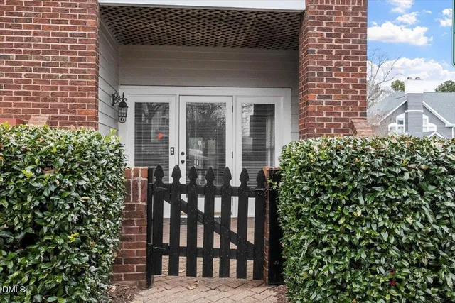 $365,000 | 1001 Brighthurst Drive, Unit 106, Raleigh, NC 27605