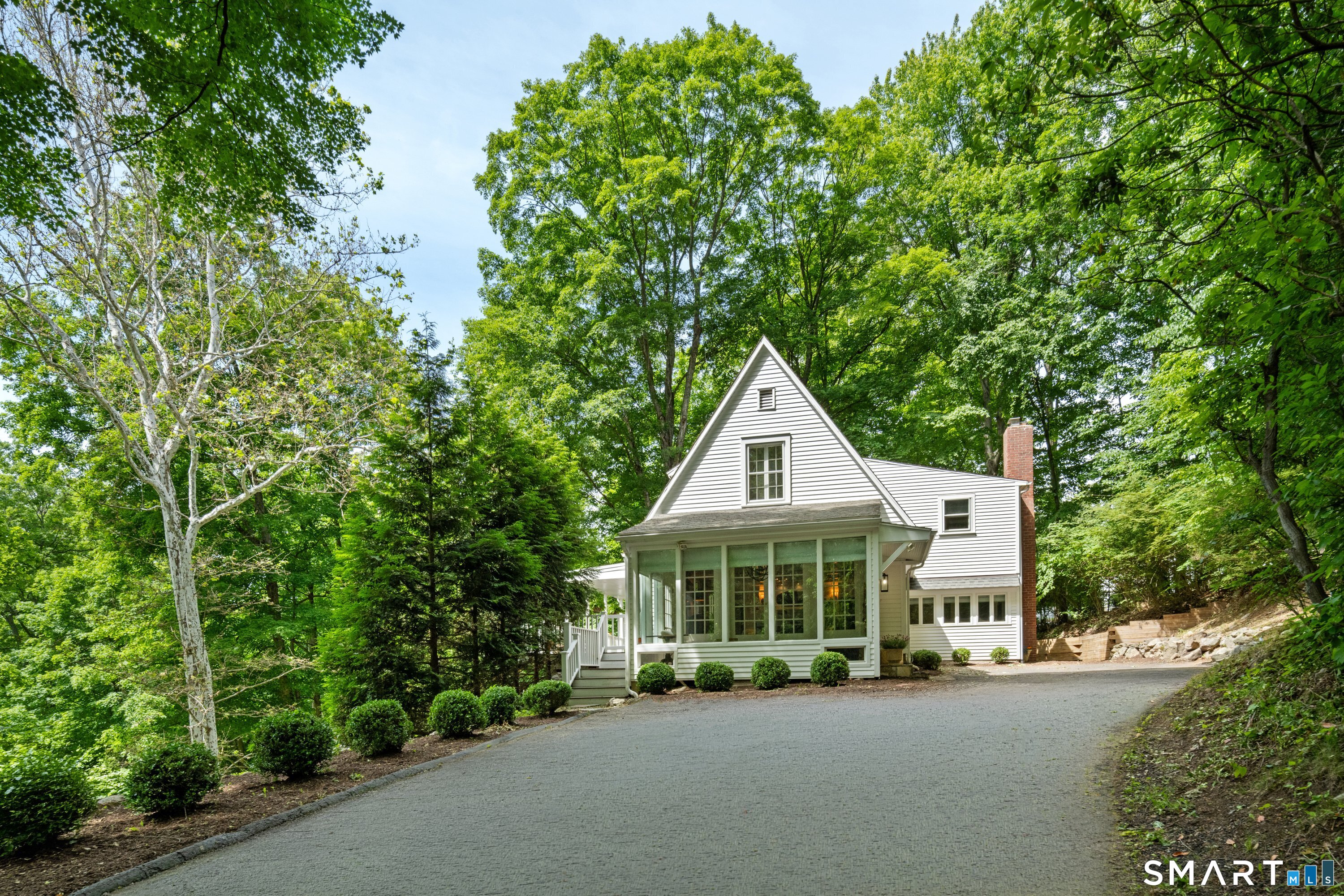 123 Lyons Plain Road Weston, CT 06883 - Photo 2 of 38