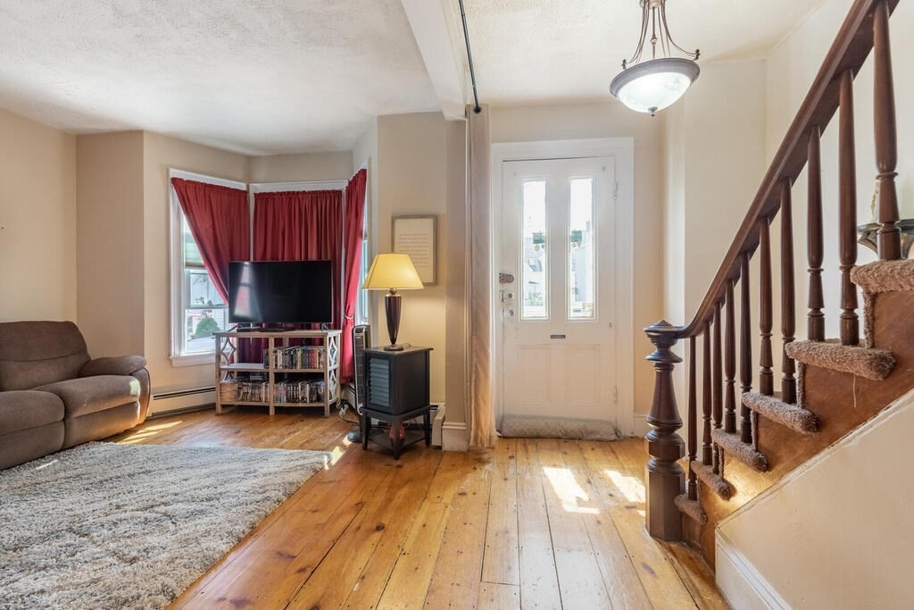 6 Stephen Terrace Lynn, MA 01902 - Photo 13 of 30