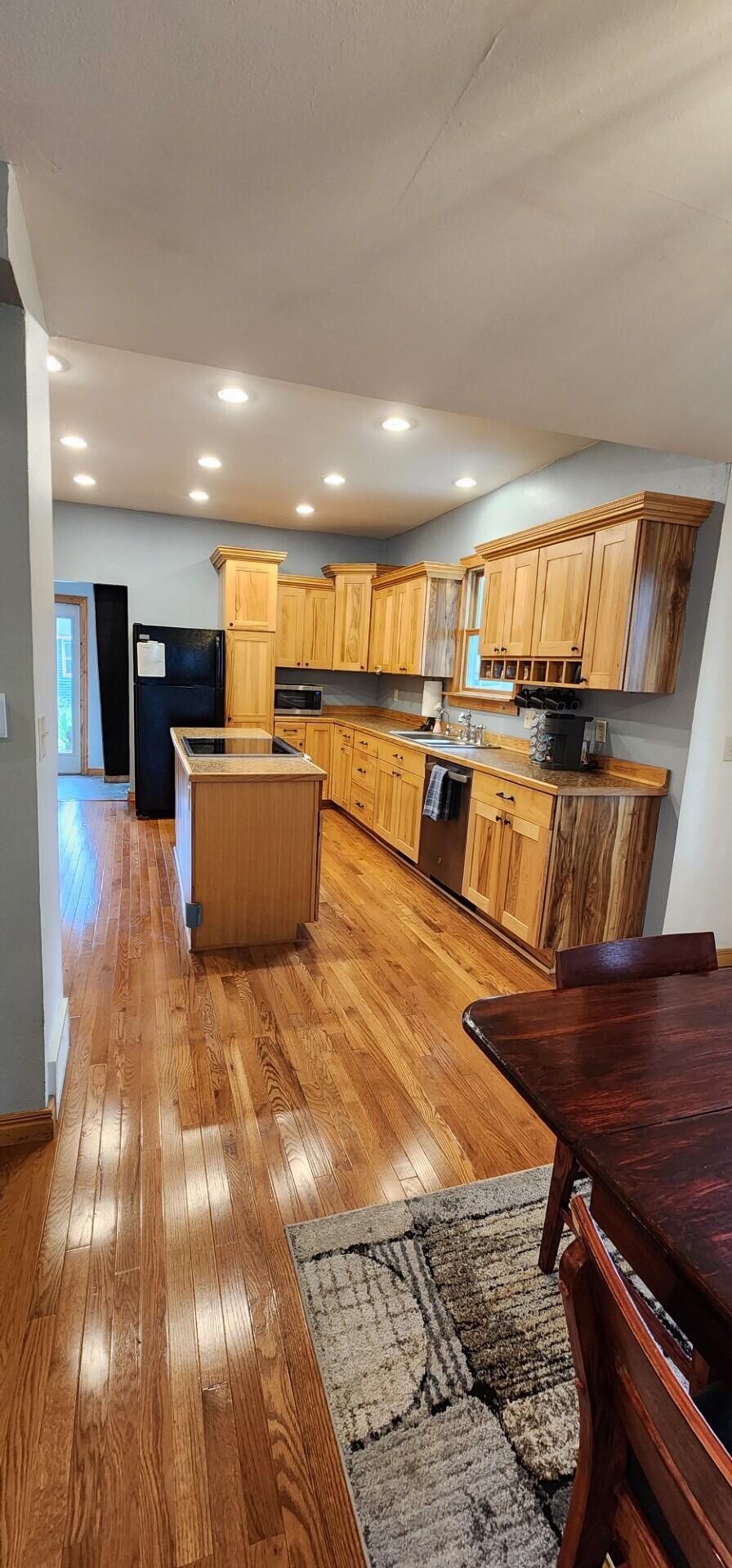 351 Chatfield Street Winona, MN 55987 - Photo 4 of 26 Kitchen