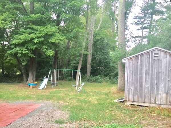 6 Roseen Road Holbrook, MA 02343 - Photo 6 of 28