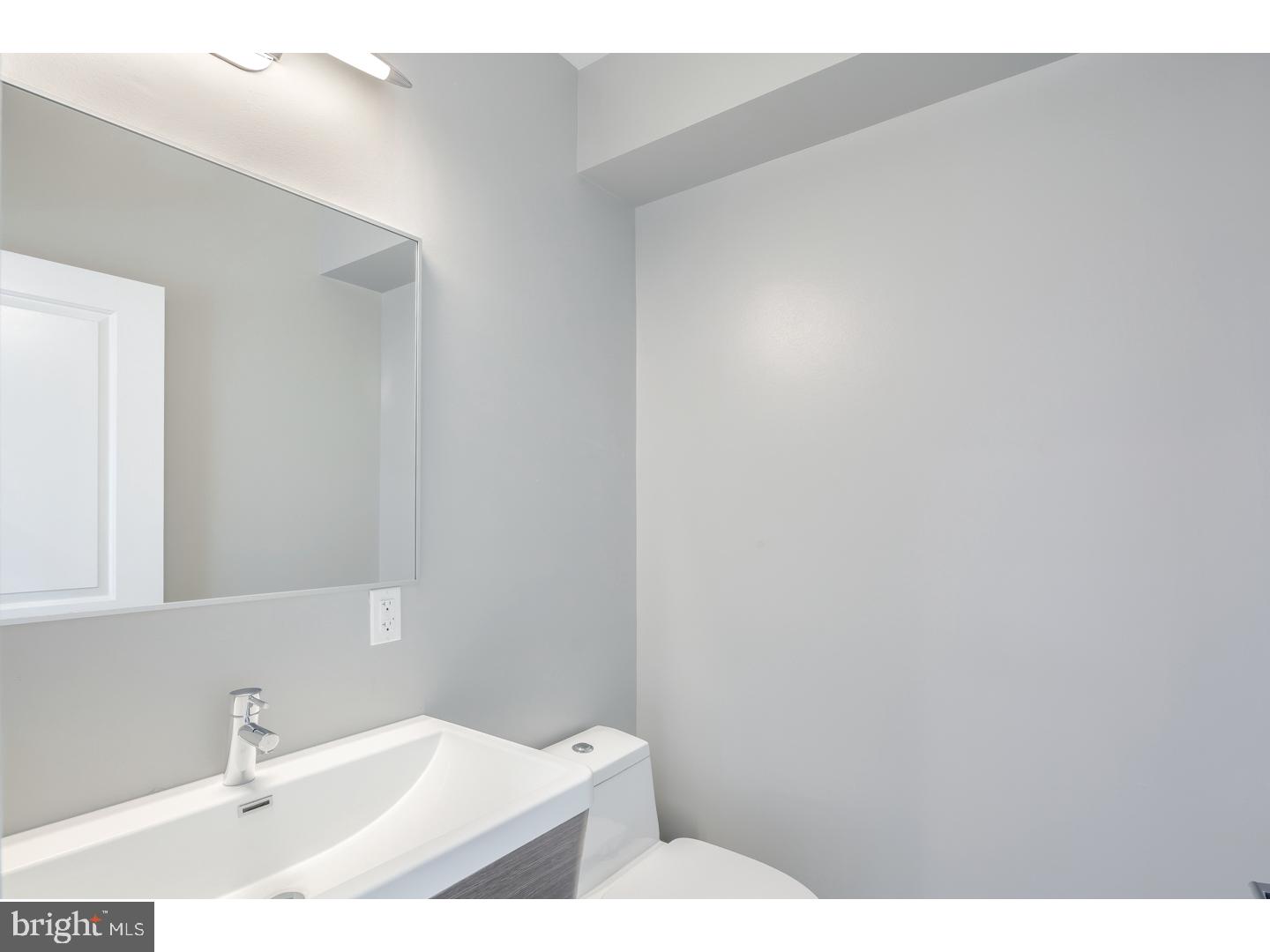 912 North 16th Street, Unit B Philadelphia, PA 19130 - Photo 6 of 20