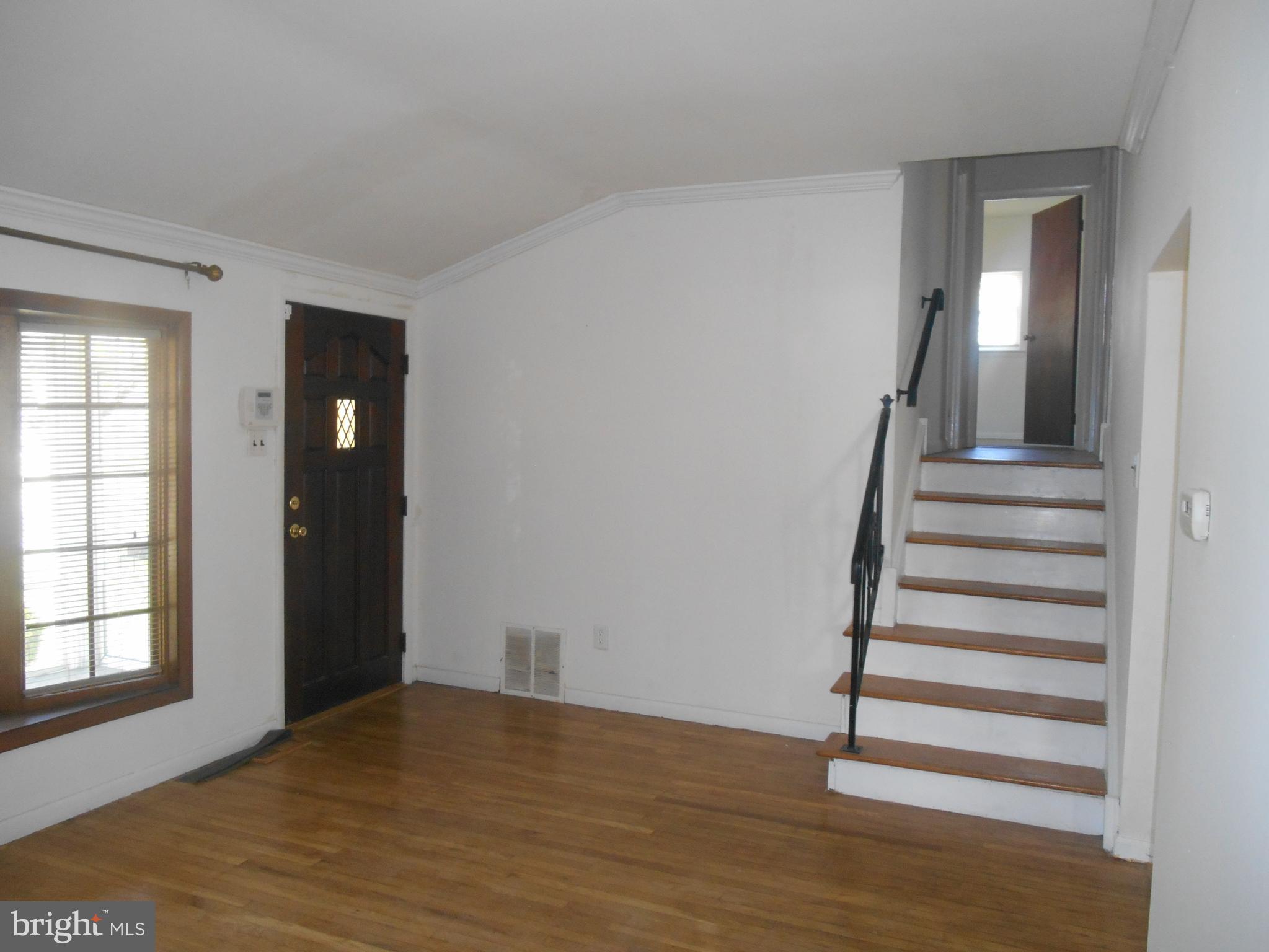 237 Fairview Avenue Lawnside, NJ 08045 - Photo 5 of 12