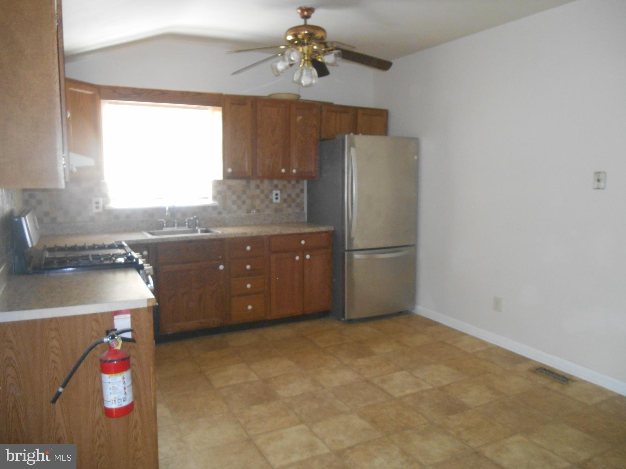 237 Fairview Avenue Lawnside, NJ 08045 - Photo 7 of 12