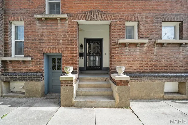 $499,900 | 5099 Waterman Boulevard, St. Louis, MO 63108