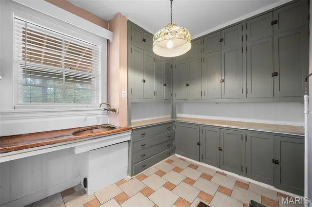 $499,900 | 5099 Waterman Boulevard, St. Louis, MO 63108