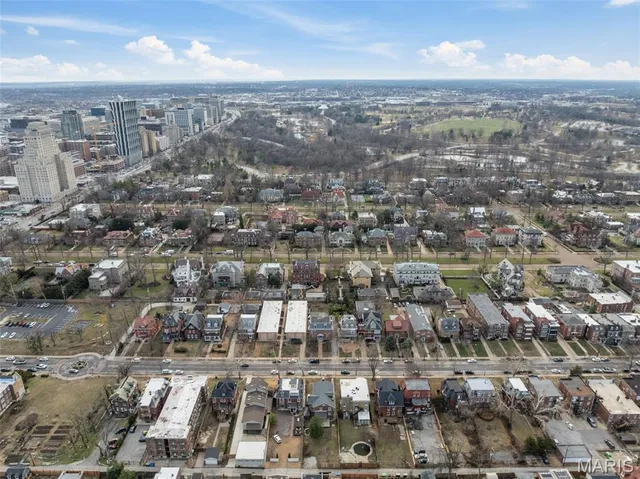 $499,900 | 5099 Waterman Boulevard, St. Louis, MO 63108