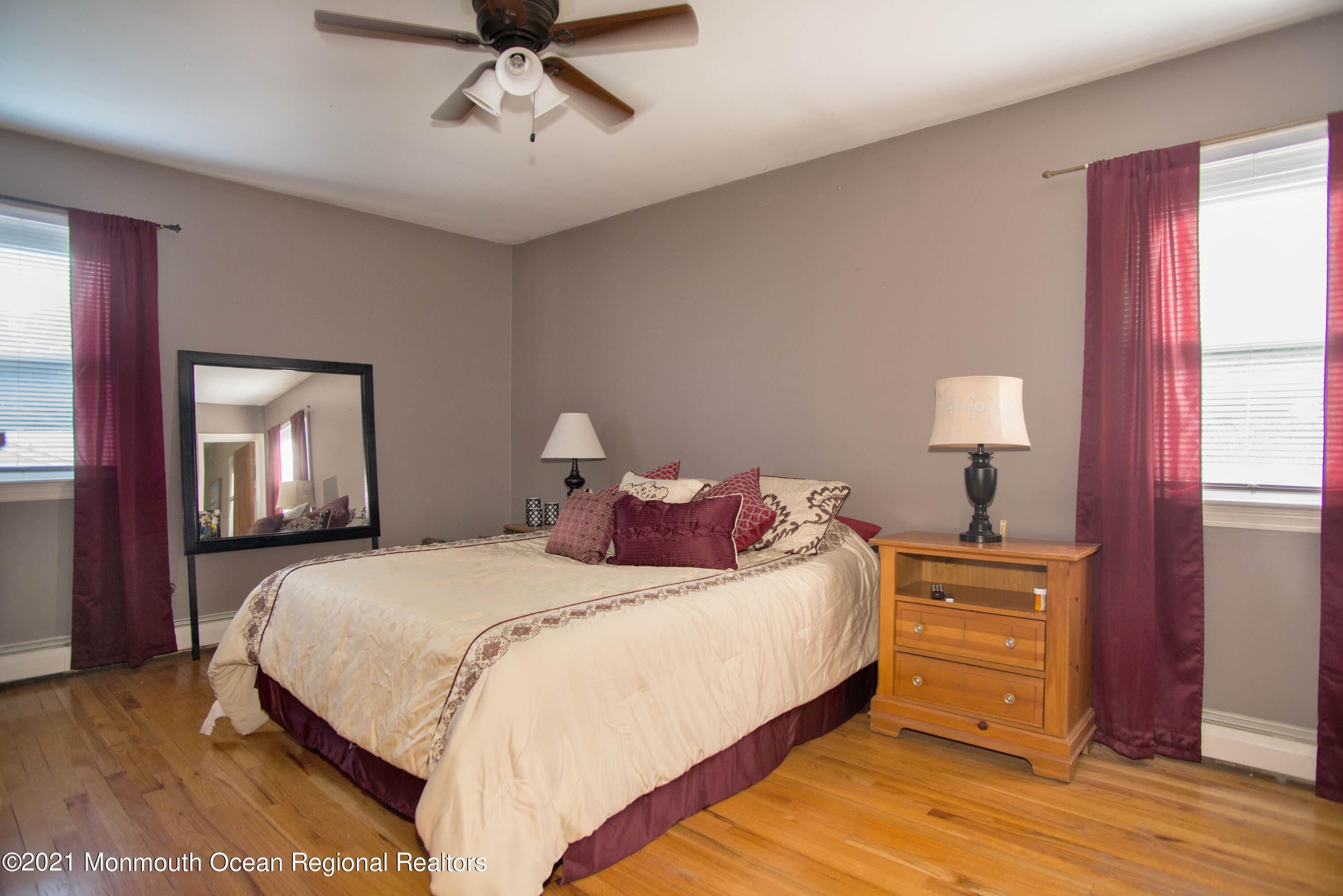 10 Glenmore Road Freehold, NJ 07728 - Photo 17 of 27 _RMJ0987 master bedroom