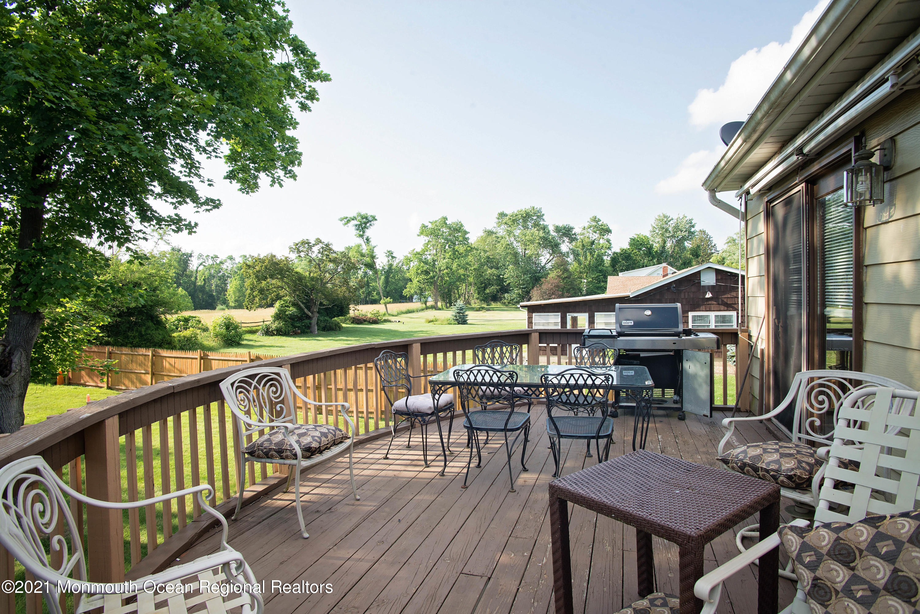 10 Glenmore Road Freehold, NJ 07728 - Photo 24 of 27 _RMJ1027 deck