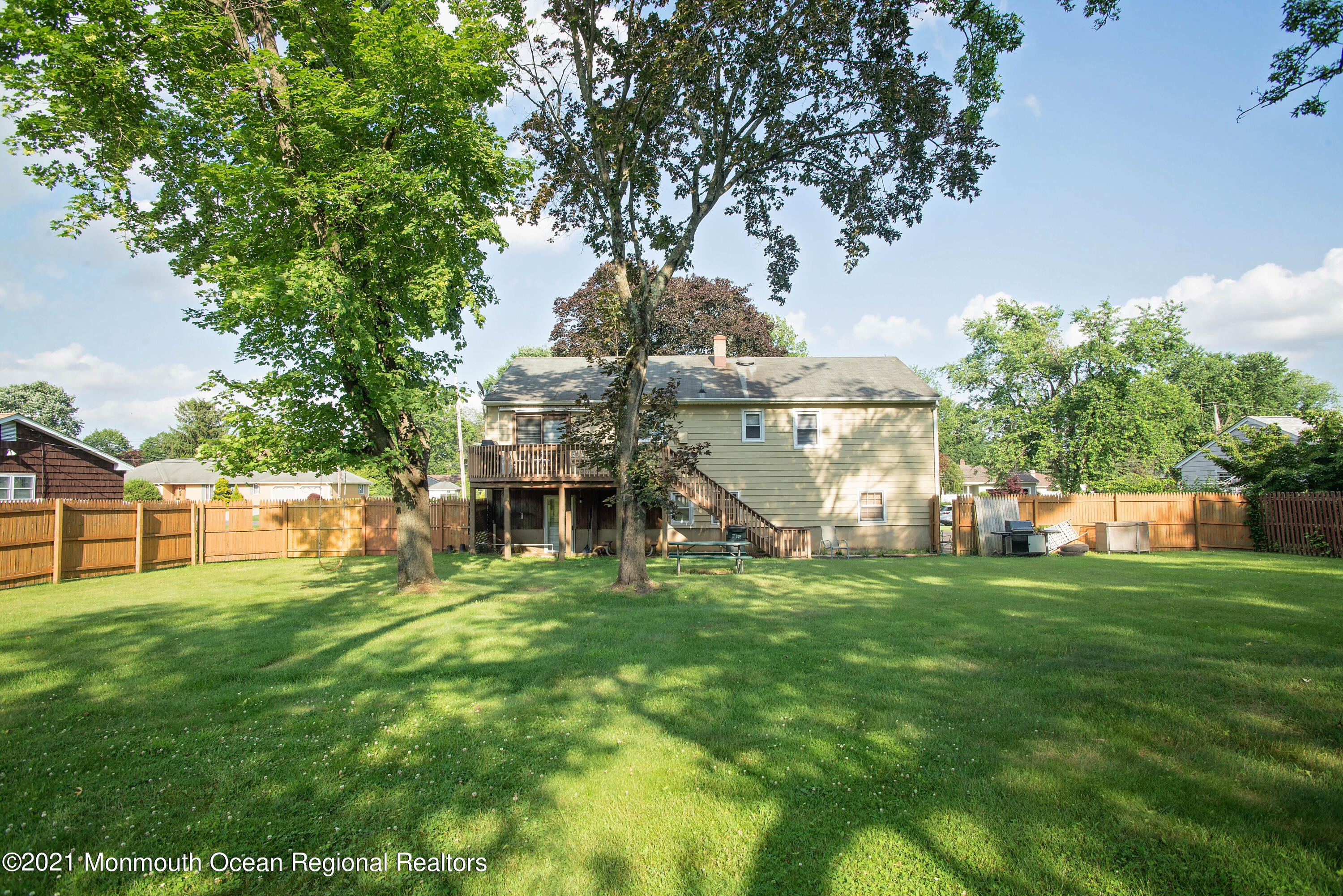 10 Glenmore Road Freehold, NJ 07728 - Photo 25 of 27 _RMJ1023 back of house