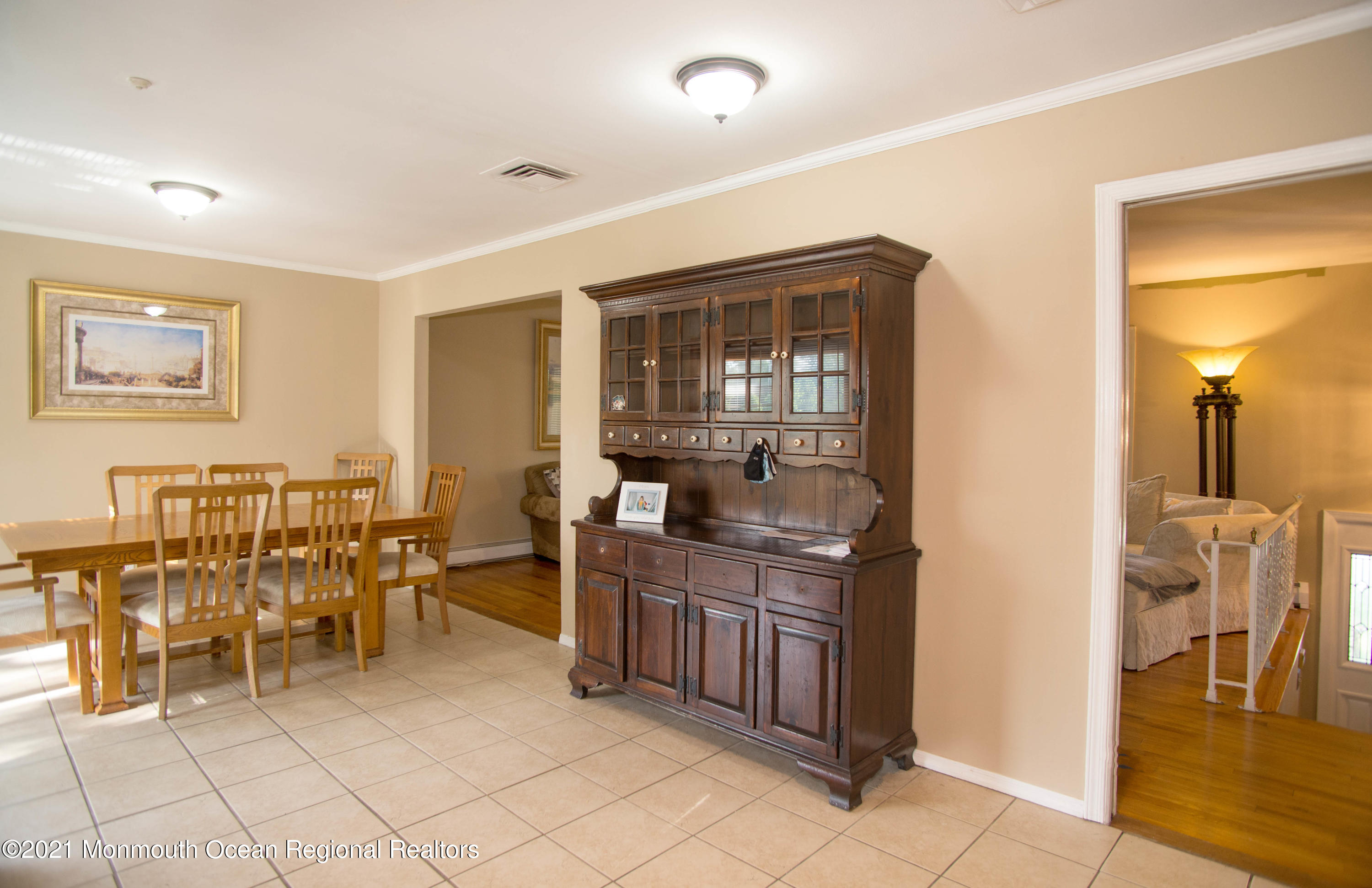 10 Glenmore Road Freehold, NJ 07728 - Photo 10 of 27 _RMJ1004 kitchen