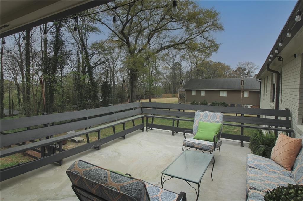 112 Maple Drive Cartersville, GA 30120 - Photo 12 of 105