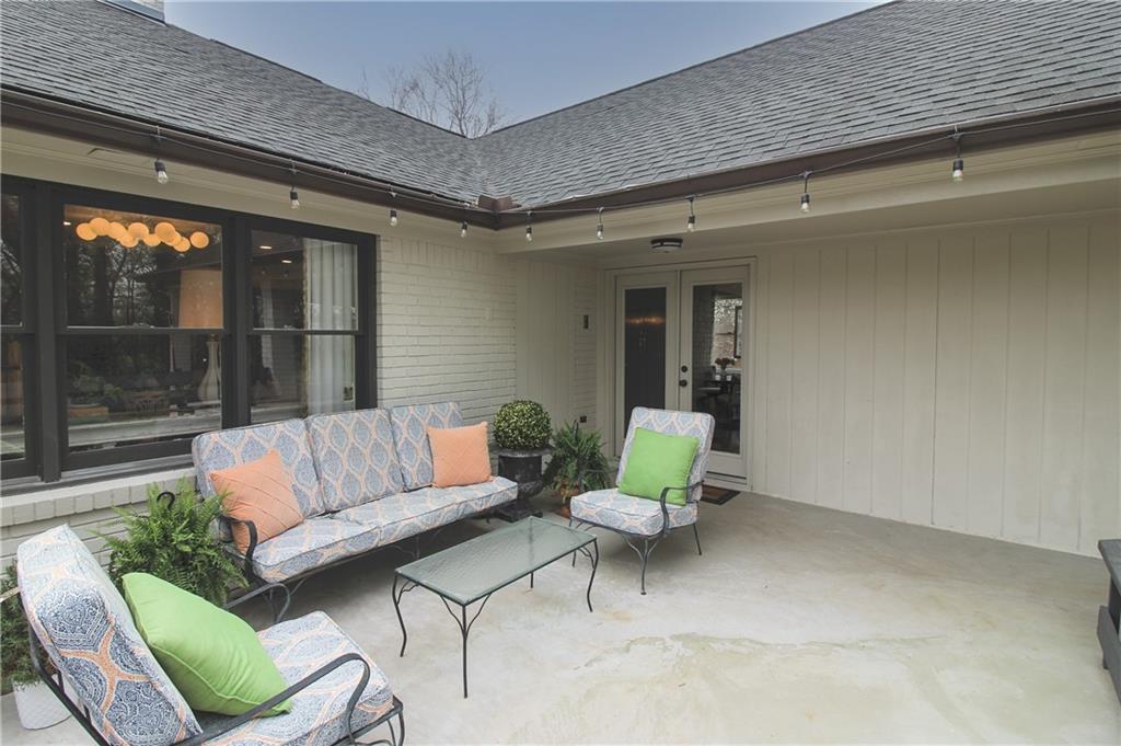 112 Maple Drive Cartersville, GA 30120 - Photo 13 of 105