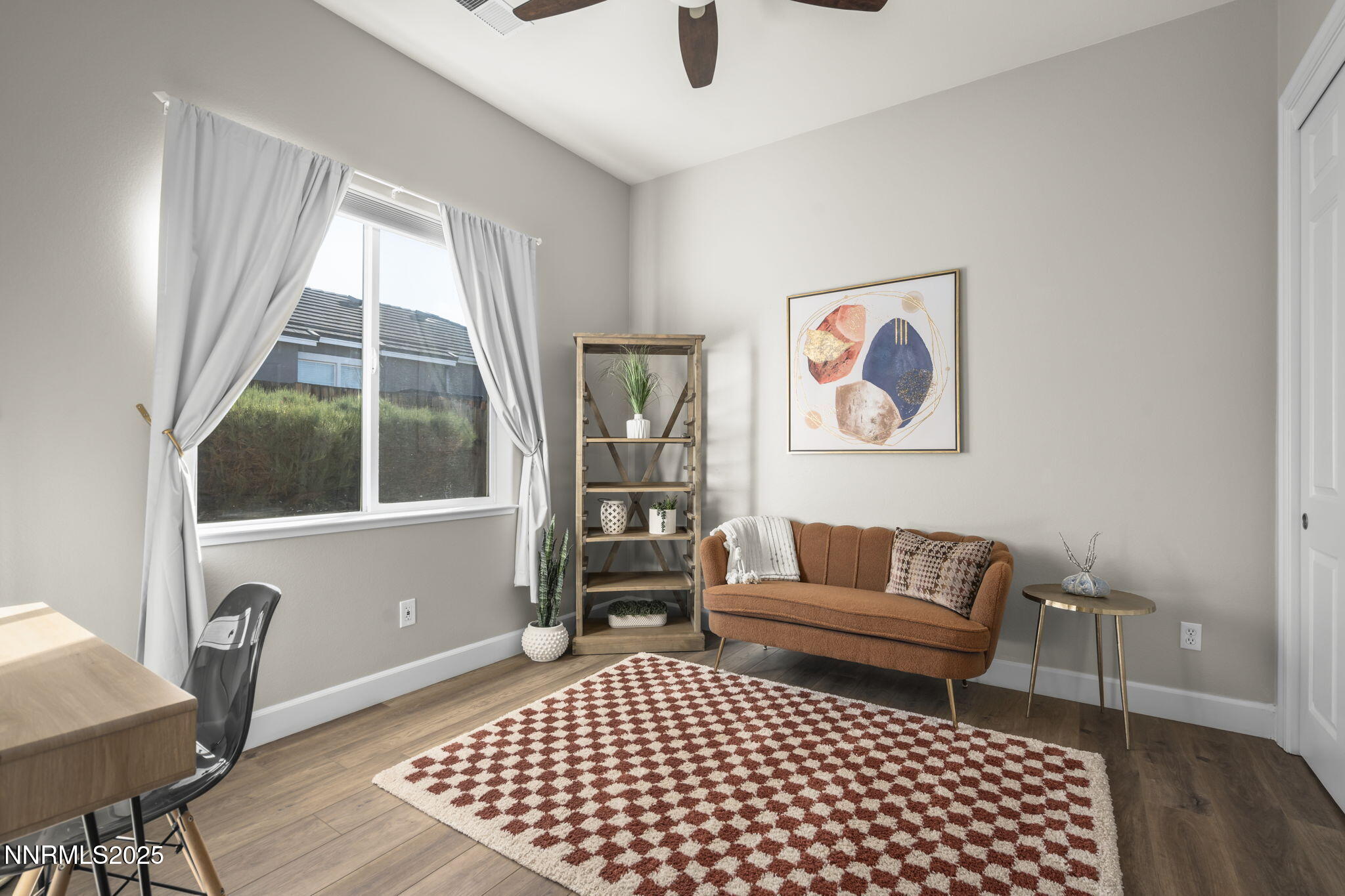 4560 Silian Court Sparks, NV 89436 - Photo 7 of 32 7-web-or-mls-_DSC6625