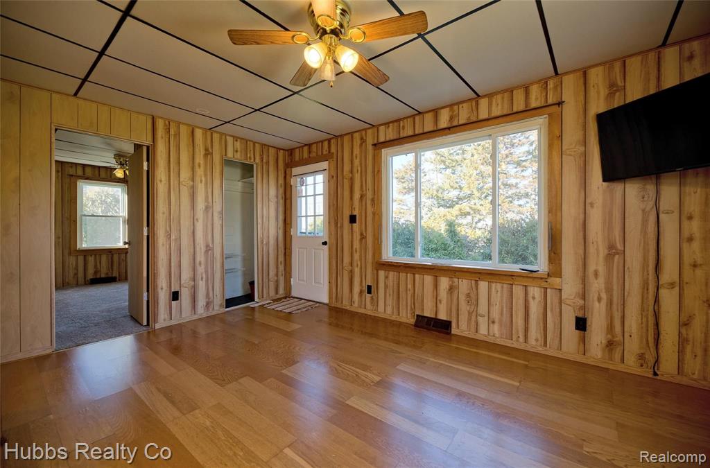 6150 Baker Road Bridgeport, MI 48722 - Photo 21 of 54