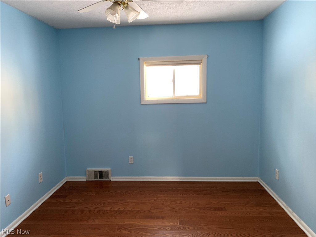 1509 McTaggart Road Stow, OH 44224 - Photo 25 of 30 Third bedroom, hardwood floors and spacious closet