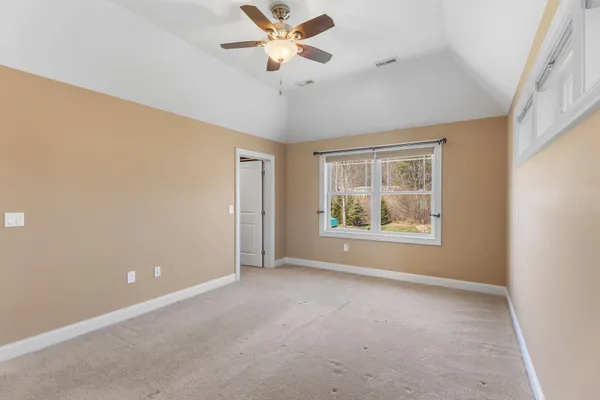 $6,200 | 32 Olive Meadow Lane, Dover, NH 03820