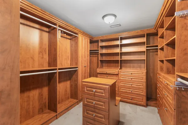 $6,200 | 32 Olive Meadow Lane, Dover, NH 03820