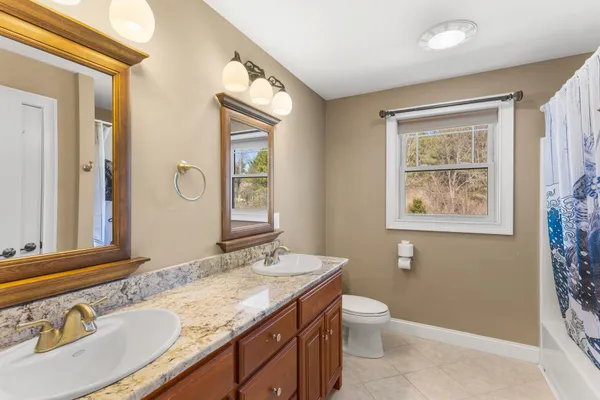 $6,200 | 32 Olive Meadow Lane, Dover, NH 03820