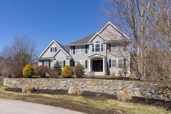 $6,200 | 32 Olive Meadow Lane, Dover, NH 03820