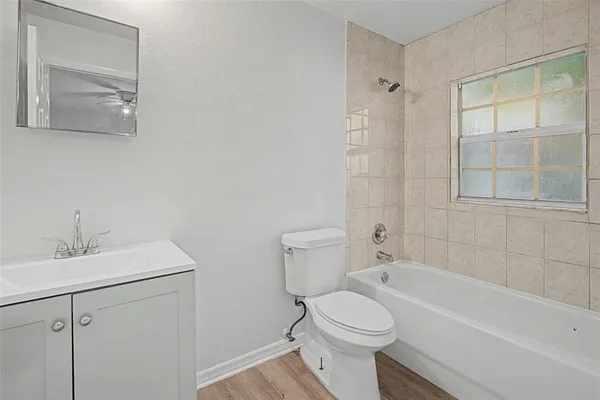 $2,195 | 3210 North 16th Street, Tampa, FL 33605
