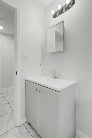 $2,195 | 3210 North 16th Street, Tampa, FL 33605