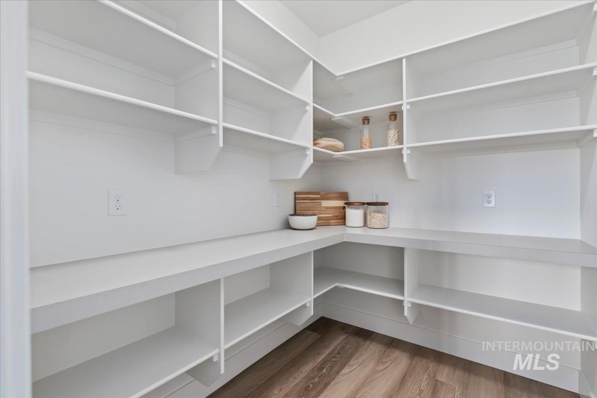 2527 East Cavern Drive Meridian, ID 83642 - Photo 19 of 41