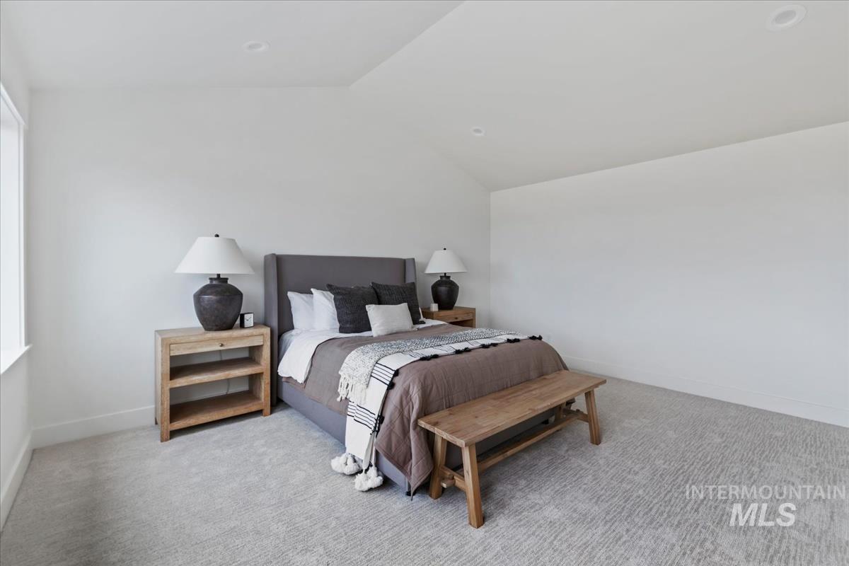 2527 East Cavern Drive Meridian, ID 83642 - Photo 22 of 41