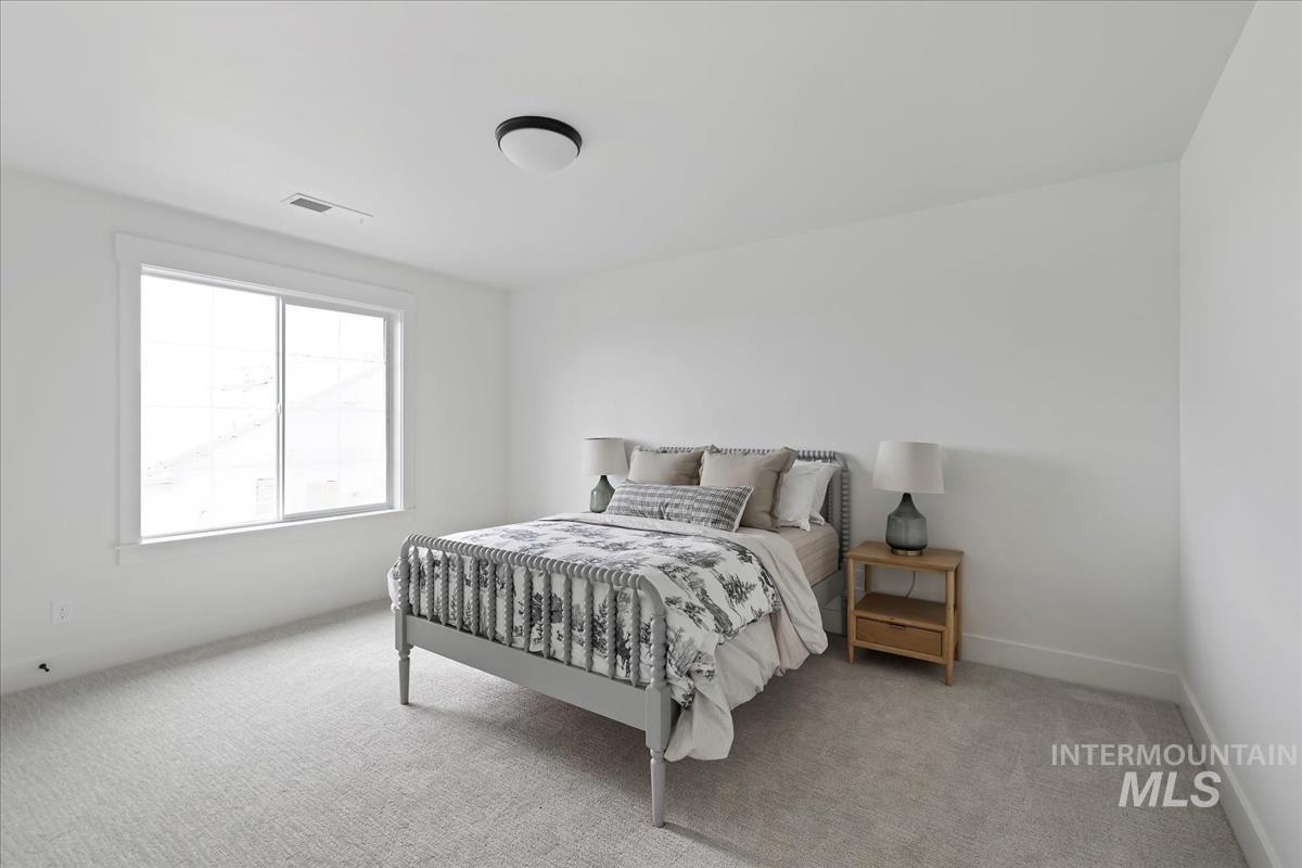 2527 East Cavern Drive Meridian, ID 83642 - Photo 32 of 41