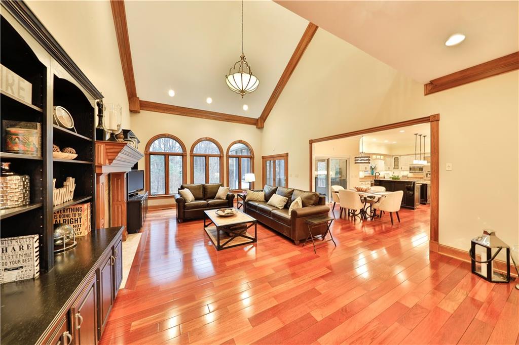8037 Sargent Ridge Indianapolis, IN 46256 - Photo 8 of 34 Gallery Image 8