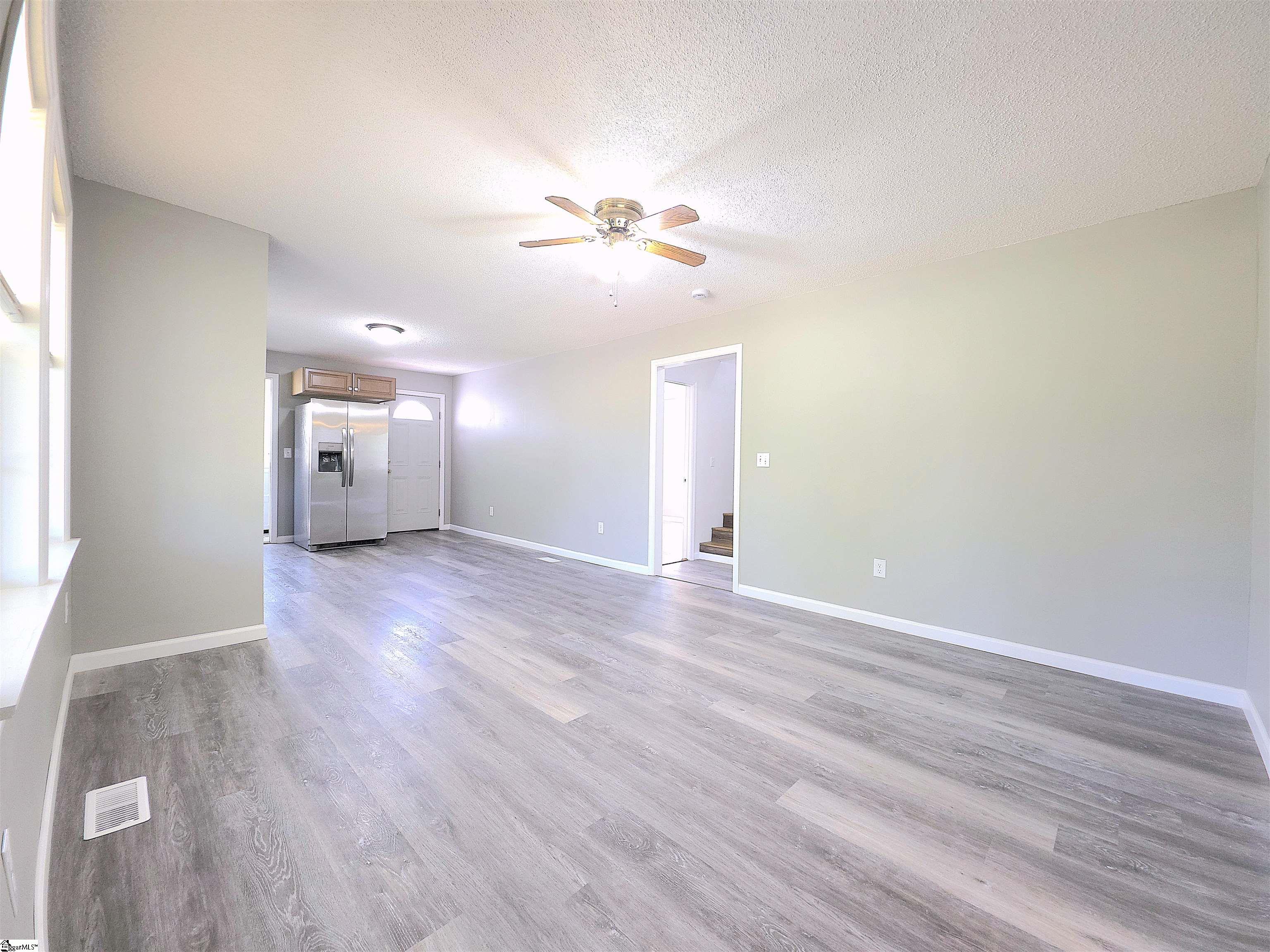 26 Blackstock Road Inman, SC 29349 - Photo 3 of 25