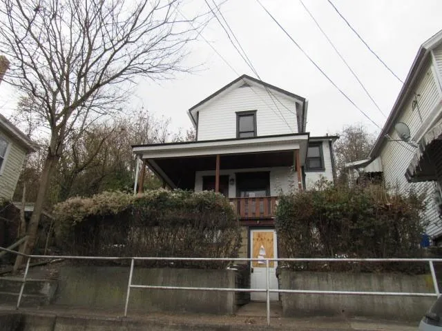 $25,000 | 811 Prospect Avenue, Charleroi, PA 15022