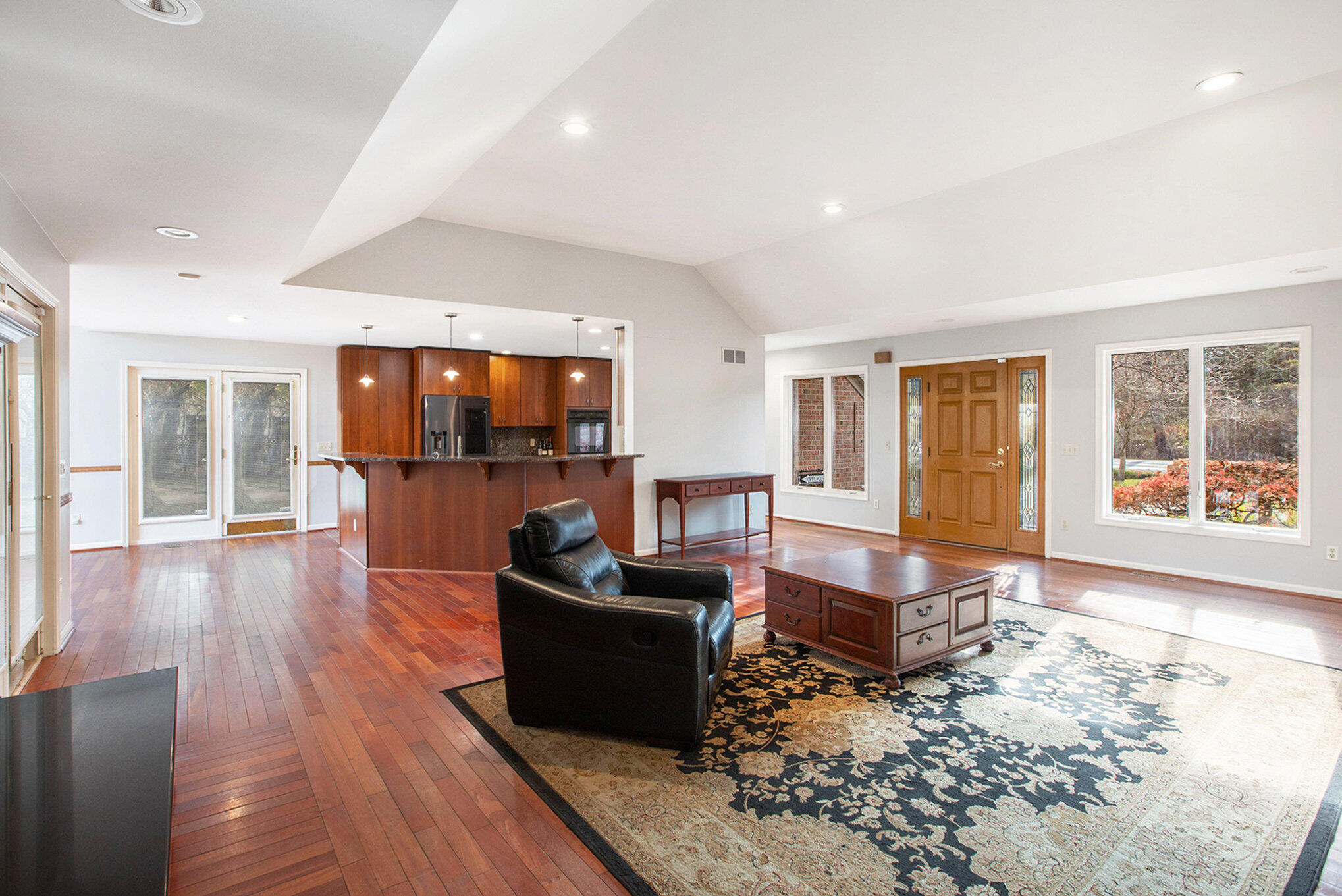 3680 Miller Road Ann Arbor, MI 48103 - Photo 11 of 52 Living Room