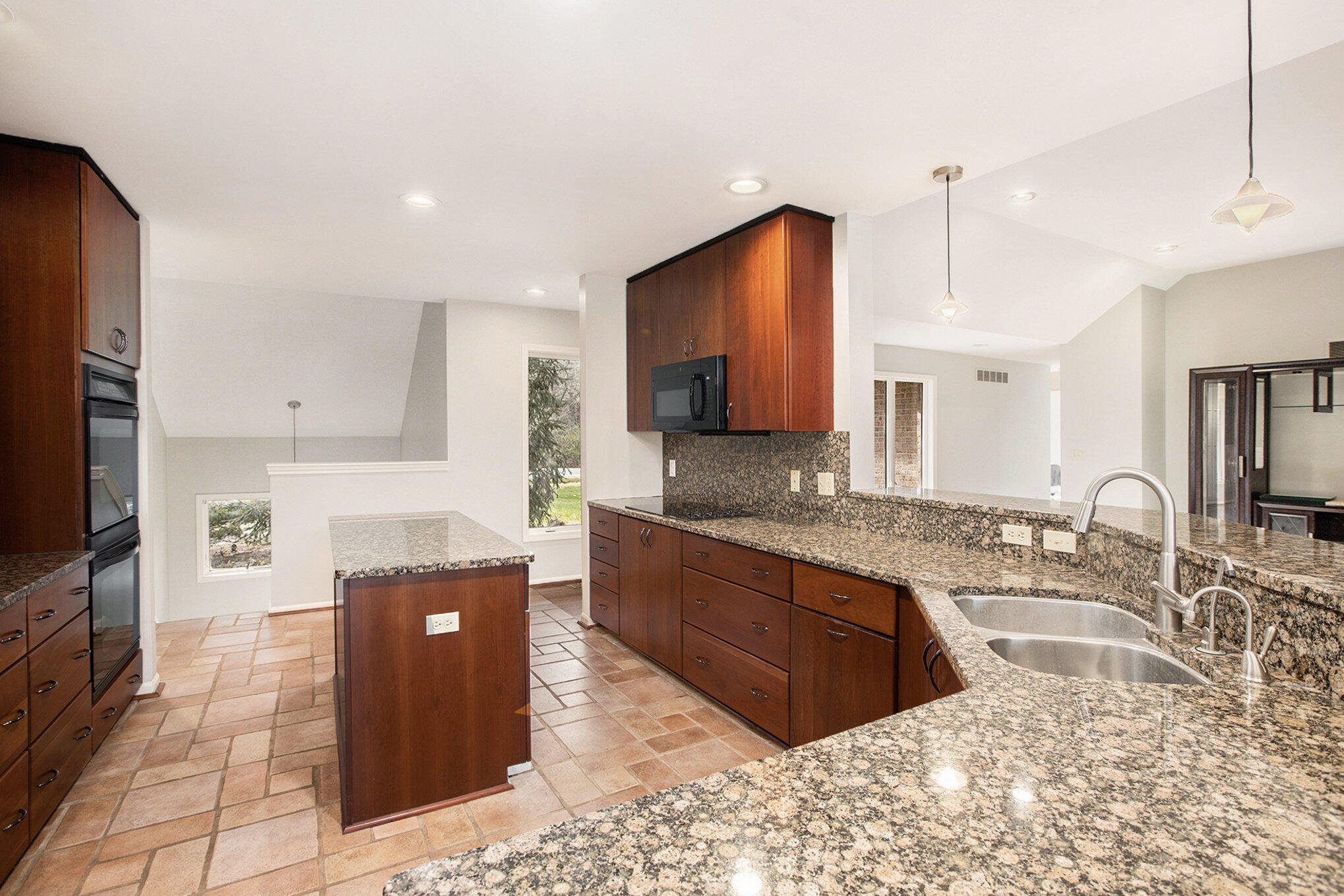 3680 Miller Road Ann Arbor, MI 48103 - Photo 14 of 52 Kitchen