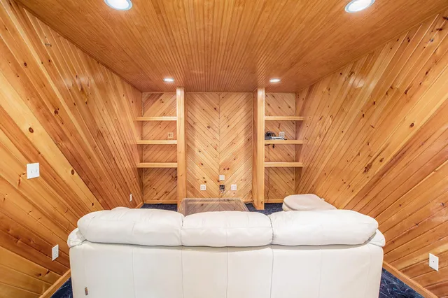 $684,900 | 3680 Miller Road, Ann Arbor, MI 48103